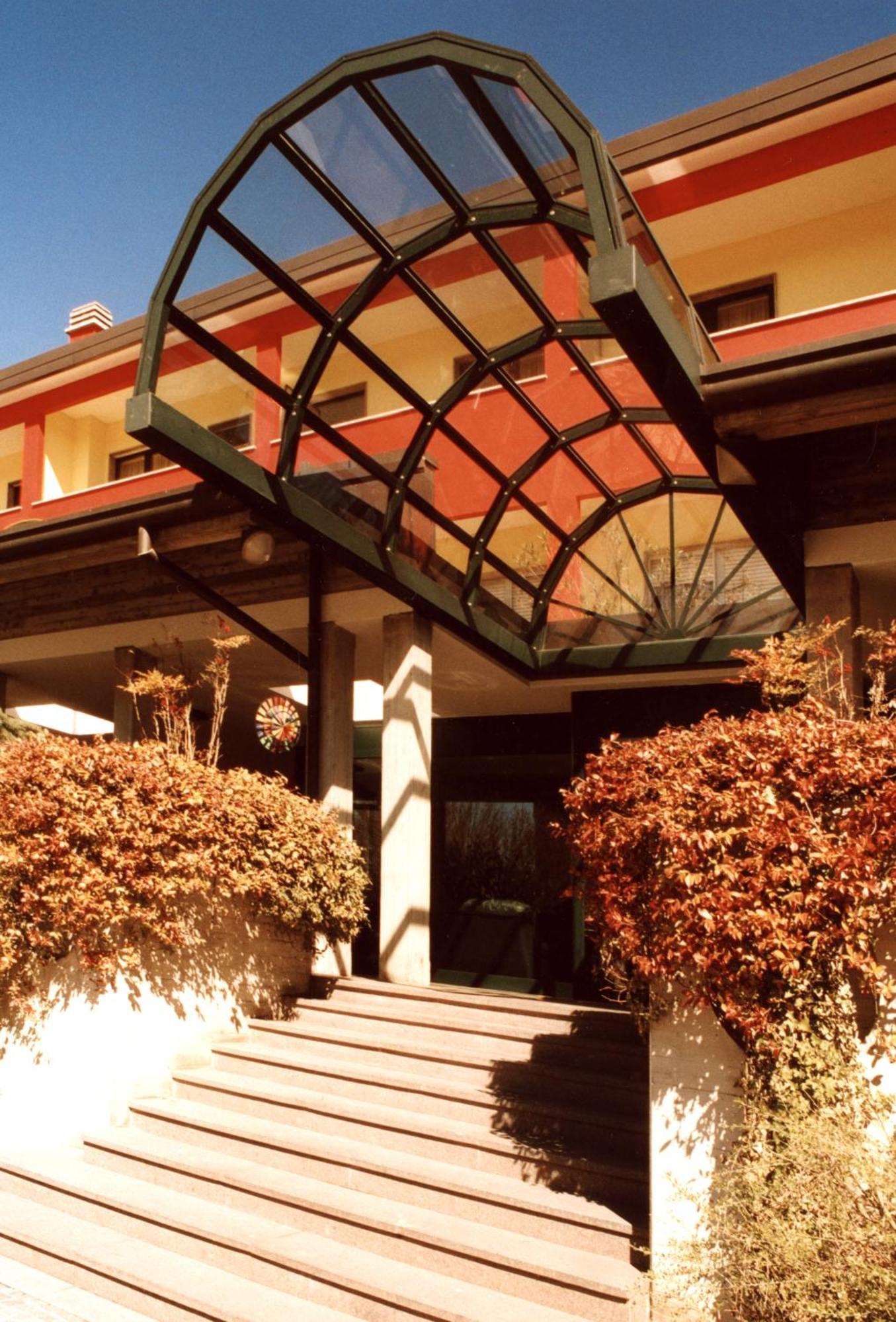 Hotel Cinzia Ristorante Christian E Manuel Vercelli Dış mekan fotoğraf