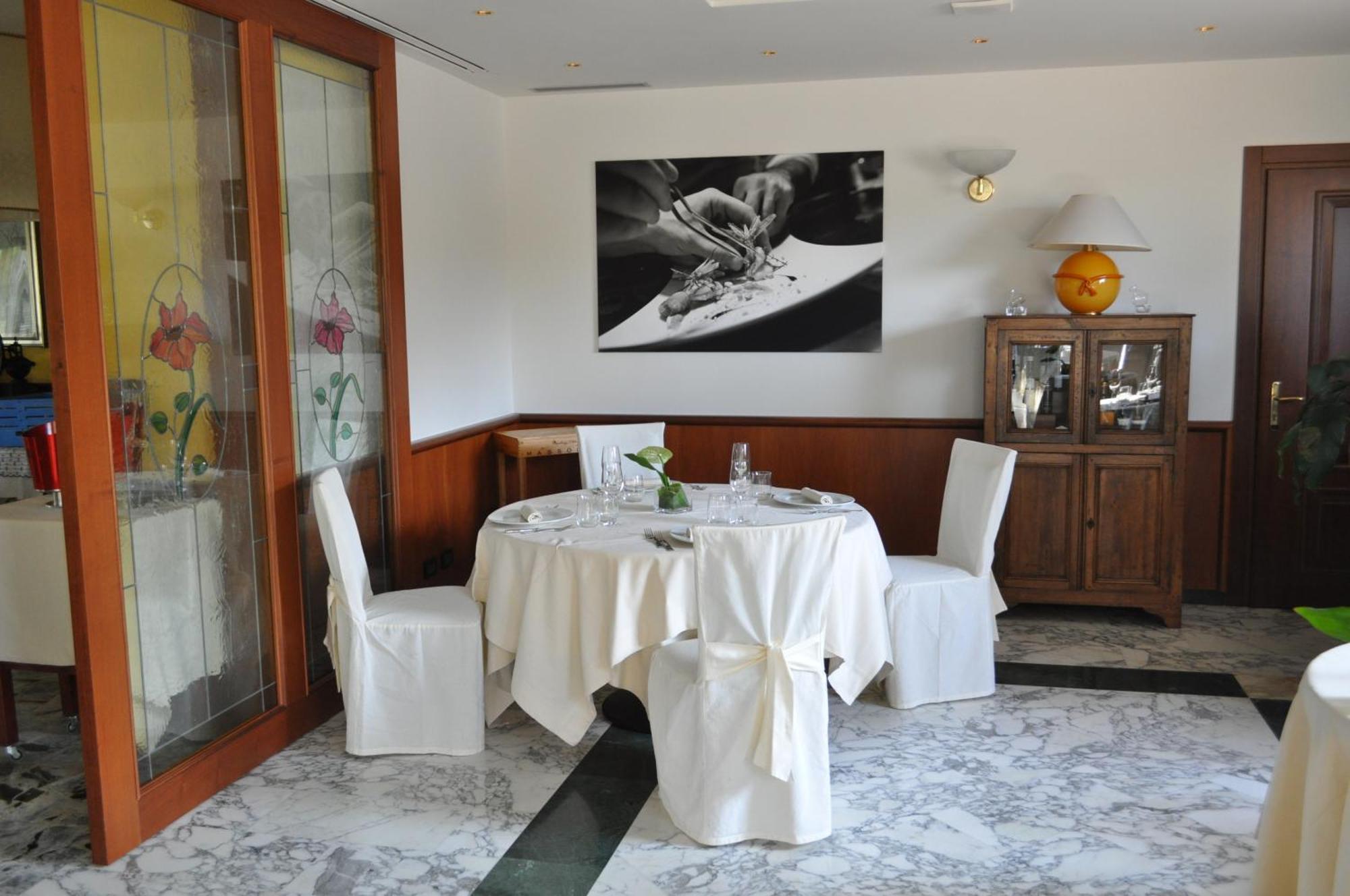 Hotel Cinzia Ristorante Christian E Manuel Vercelli Dış mekan fotoğraf